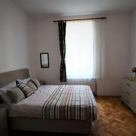 Apartment Center Haus